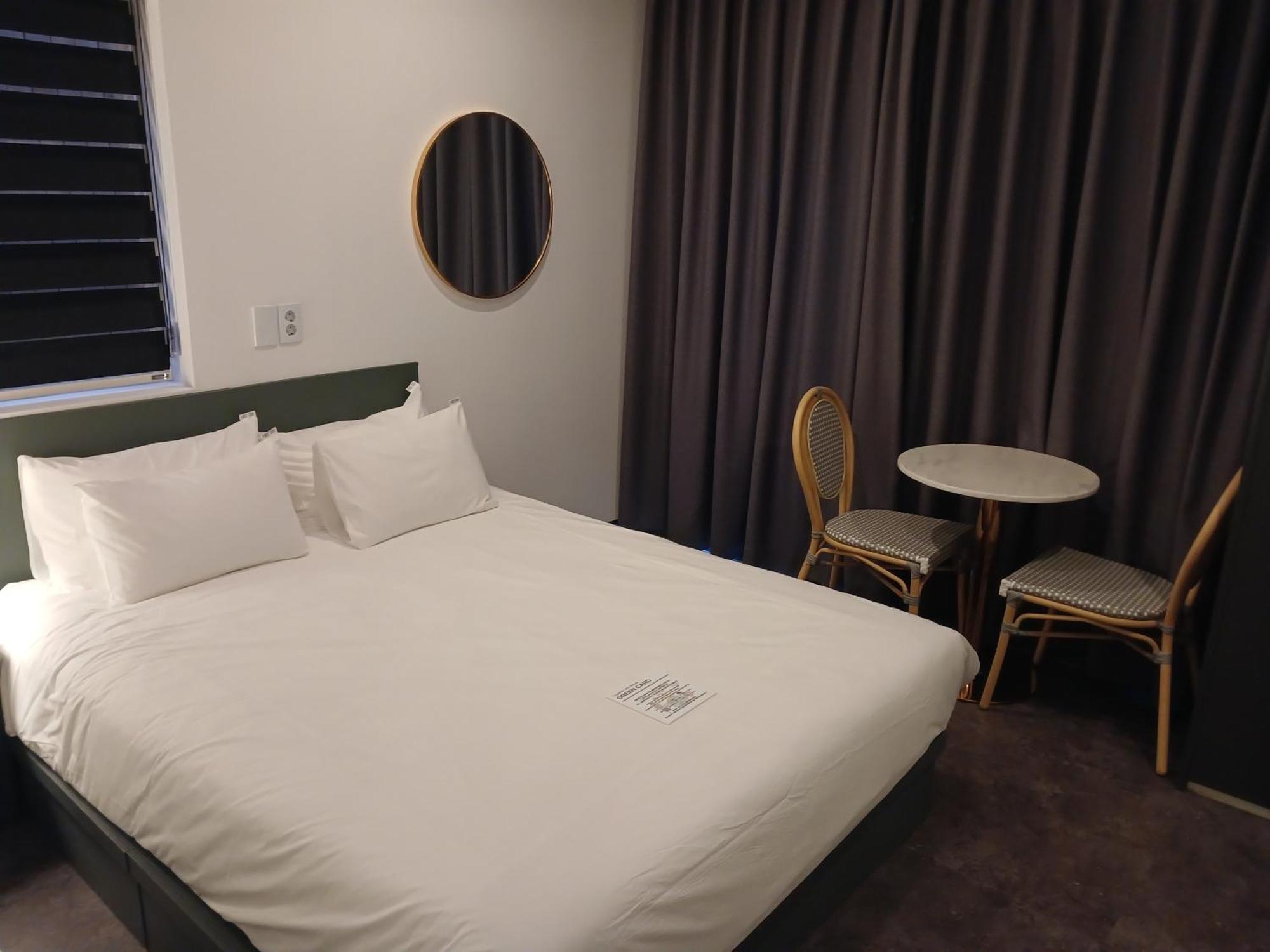 Hotel Firststay Hongdae Szöul Kültér fotó